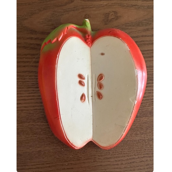 Vintage 1973 Miller Studio Inc. Chalkware Apple and Pear Wall Hangings • MCM - Picture 4 of 8